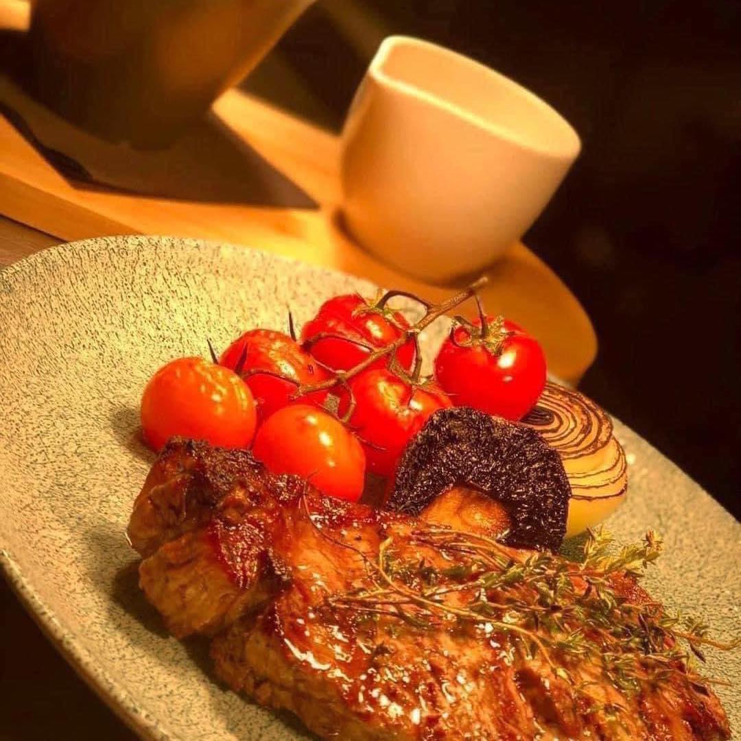 Steak Nights at the Howard Arms Discover Brampton